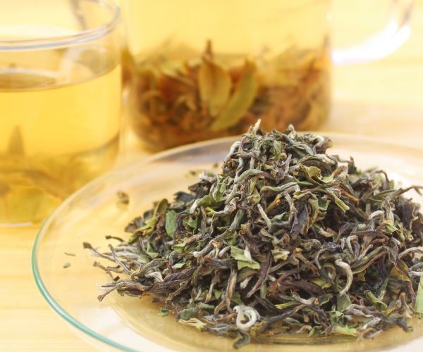 Superior First Flush Darjeeling Moonlight Oolong Tea